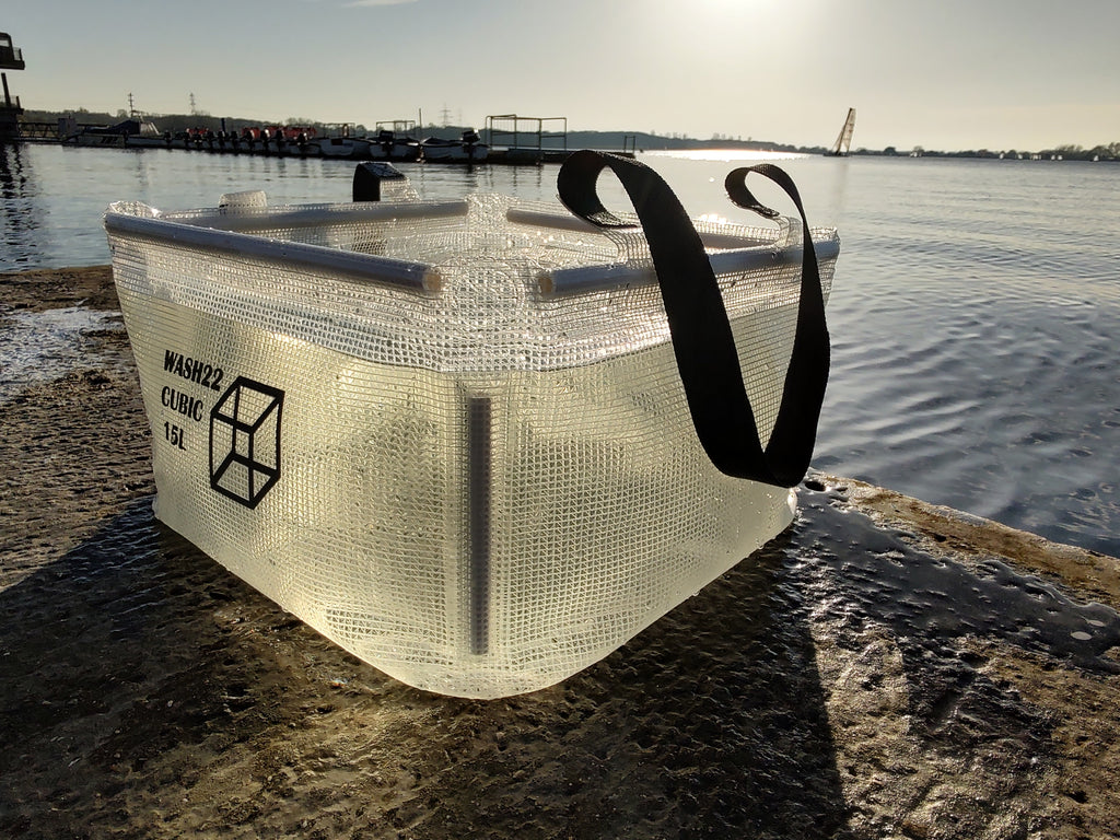 WASH22 Cubic 15L - Transparent  -  Collapsible Camping Bucket with Mesh Storage Bag
