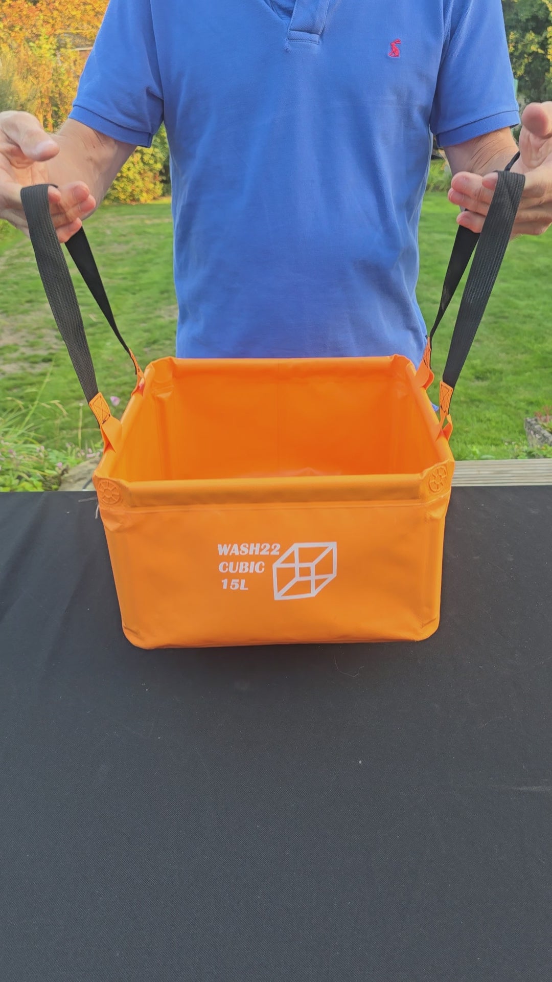 Cubic 15L Collapsible Camping Bucket with Mesh Storage Bag