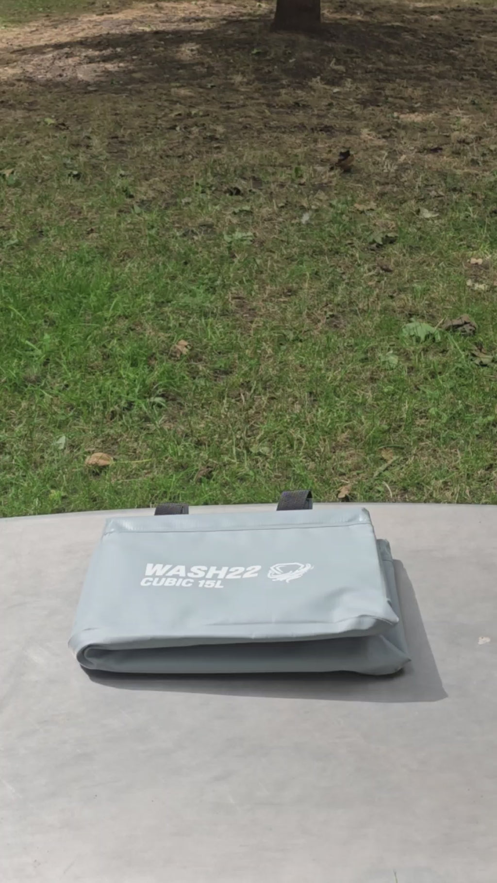 WASH22 Cubic 15L Collapsible Camping Washing Up Bowl - Light Grey