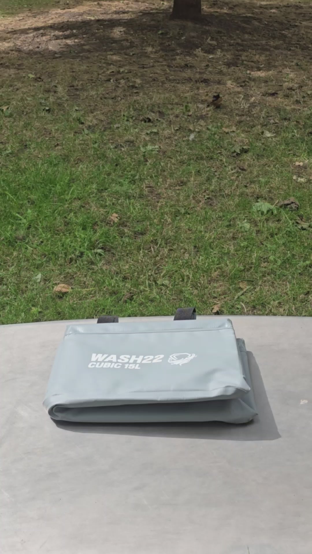 WASH22 Cubic 15L Collapsible Camping Washing Up Bowl - Light Grey